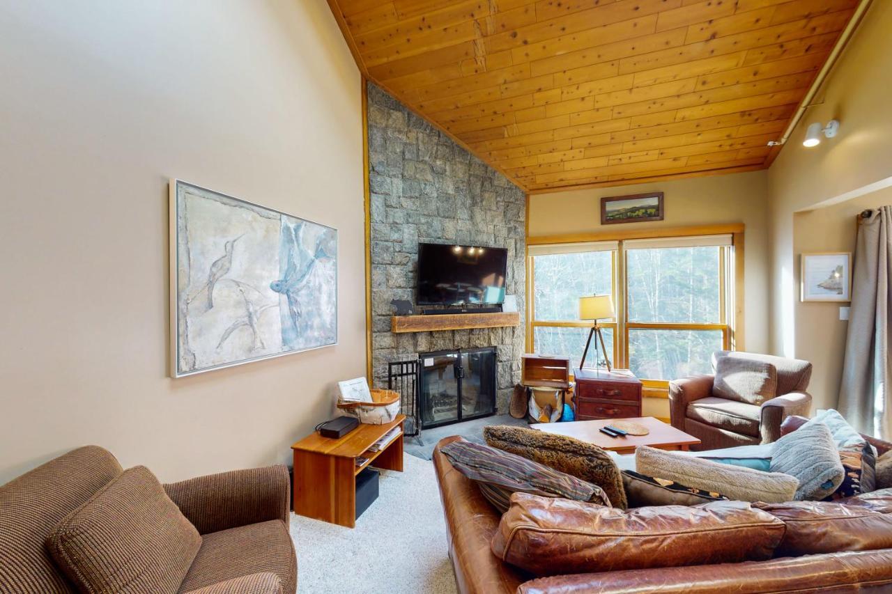 Cozy Modern Comfort Killington Exterior photo